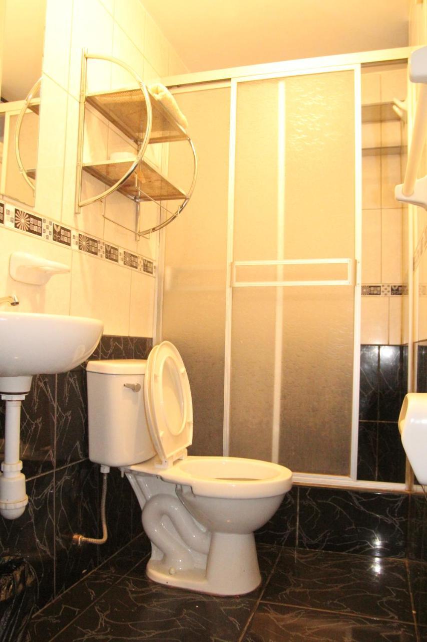 Hostal Florencia Уарас Екстериор снимка